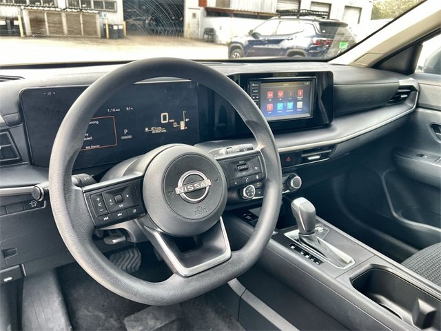 2025 Nissan Kicks S photo 2