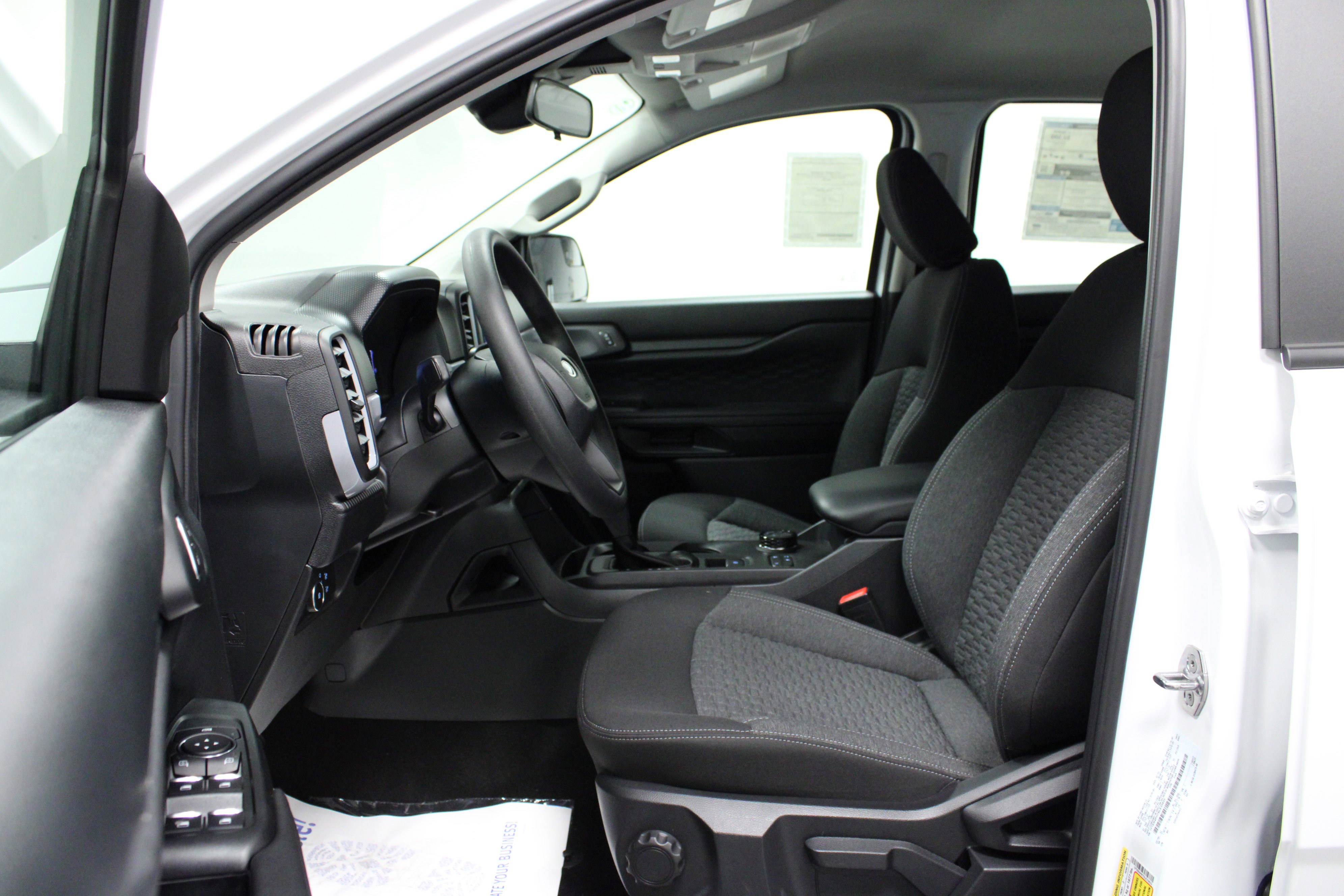 2025 Ford Ranger XL photo 10