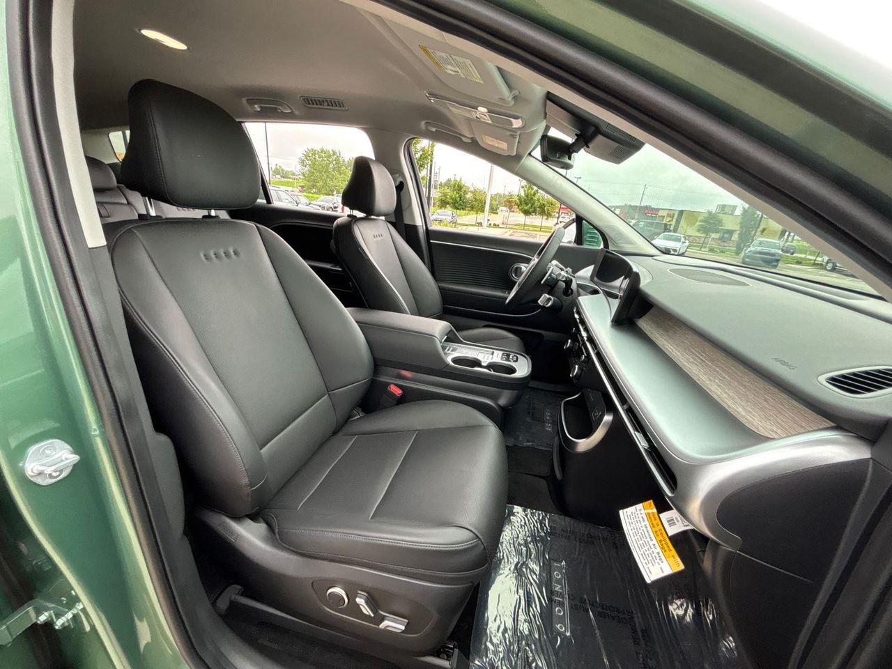 2026 Hyundai Ioniq SEL photo 34