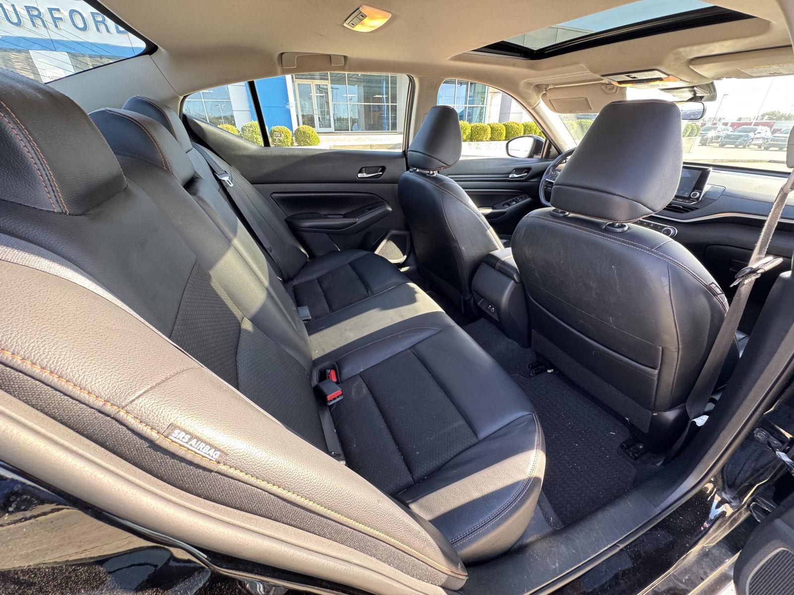 2022 Nissan Altima 2.5 SR photo 26