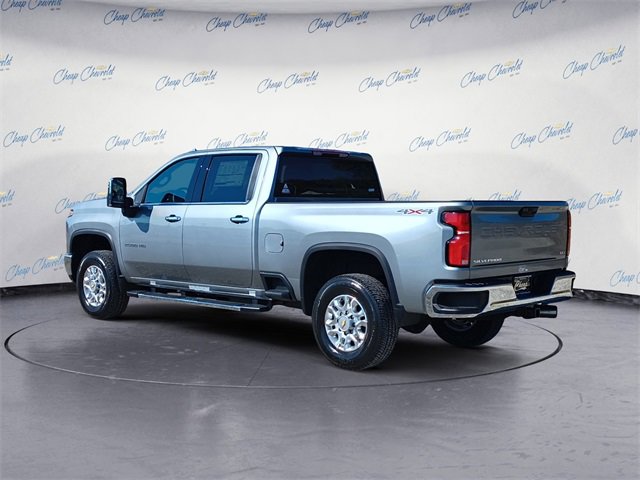 2025 Chevrolet Silverado 2500HD LTZ photo 3