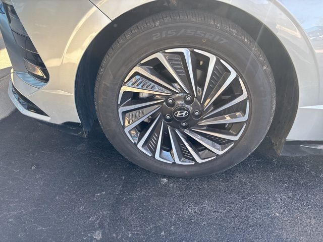 2024 Hyundai Sonata Hybrid SEL photo 4