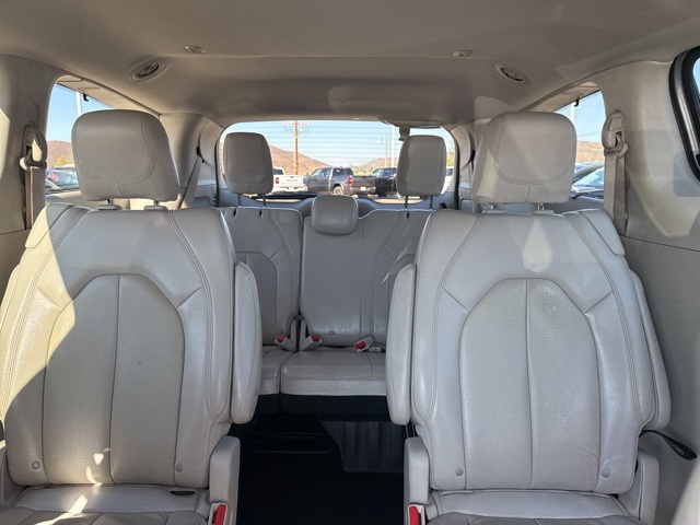 2021 Chrysler Pacifica Touring L photo 20