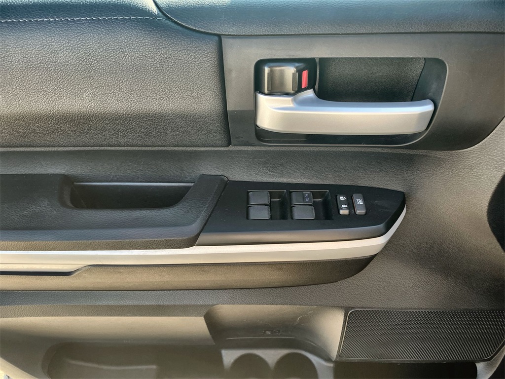 2019 Toyota Tundra SR5 Grade photo 14