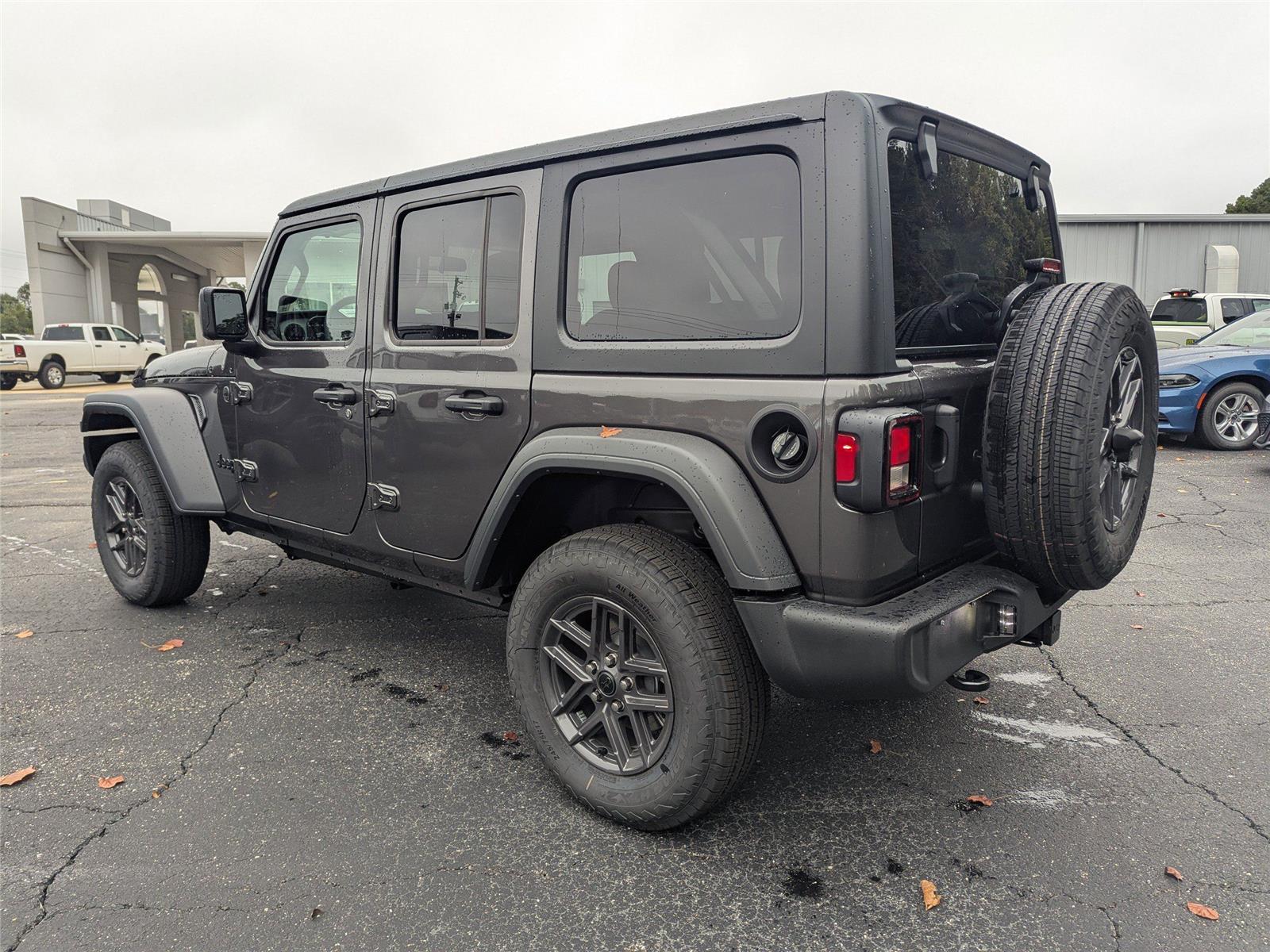 2025 Jeep Wrangler Sport S photo 3