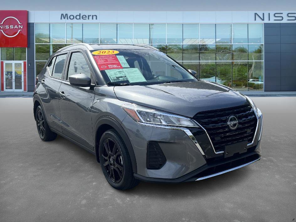 2023 Nissan Kicks SV photo 3