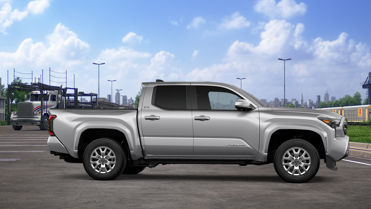2025 Toyota Tacoma SR5 4x4 Double Cab photo 13