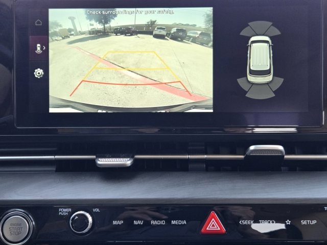 2022 Kia Carnival EX photo 11