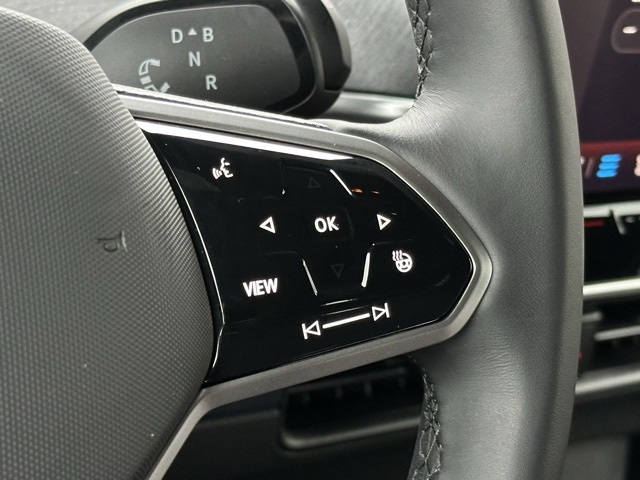 2025 Volkswagen ID. Buzz Pro S photo 10