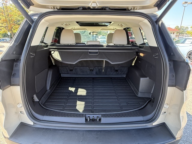 2018 Ford Escape Titanium photo 16