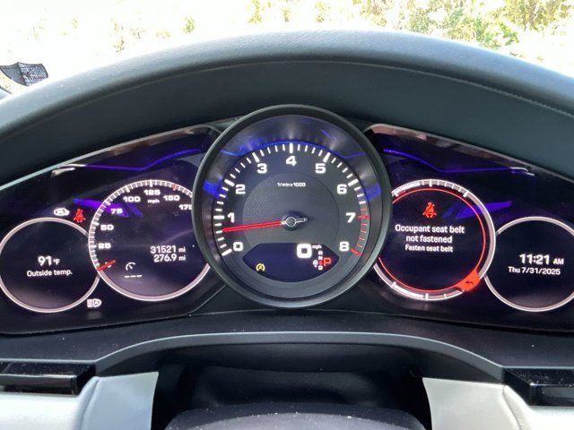 2023 Porsche Cayenne Coupe Platinum Edition photo 11