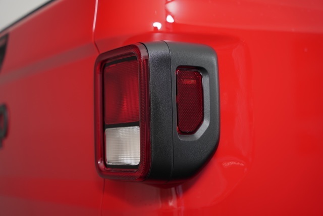 2025 Jeep Gladiator Sport photo 33