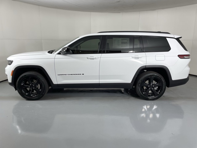 2025 Jeep Grand Cherokee Limited photo 4