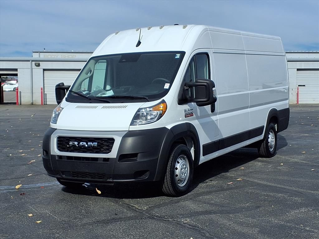 Used 2022 RAM ProMaster Cargo Van Base with VIN 3C6MRVJG7NE121792 for sale in Kansas City