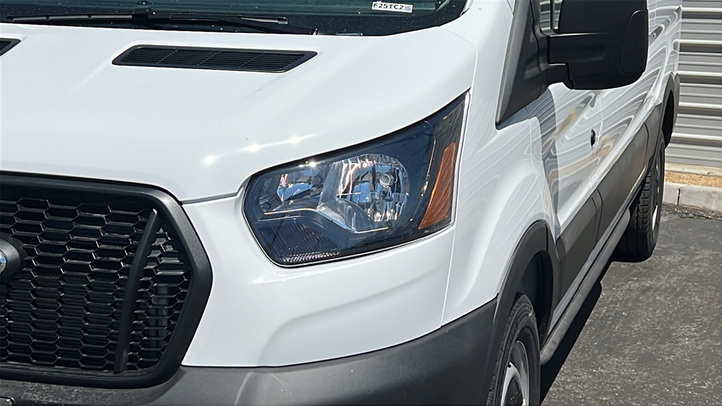 2025 Ford Transit Cargo Van photo 2
