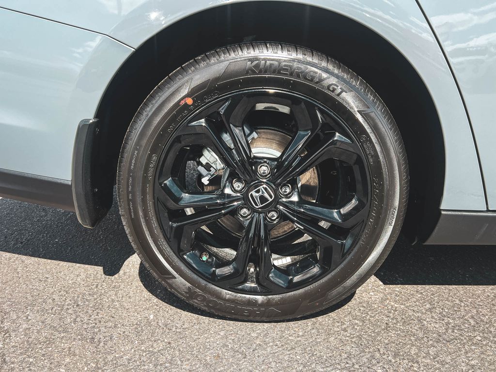 2025 Honda Accord SE photo 4