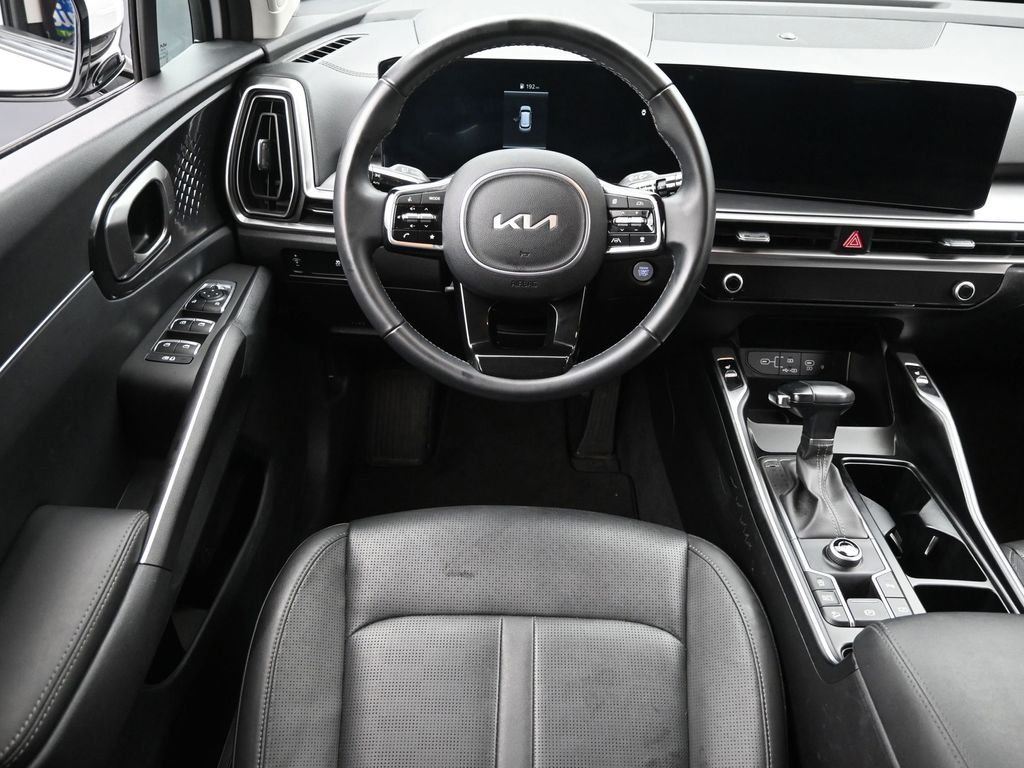 2024 Kia Sorento S photo 9