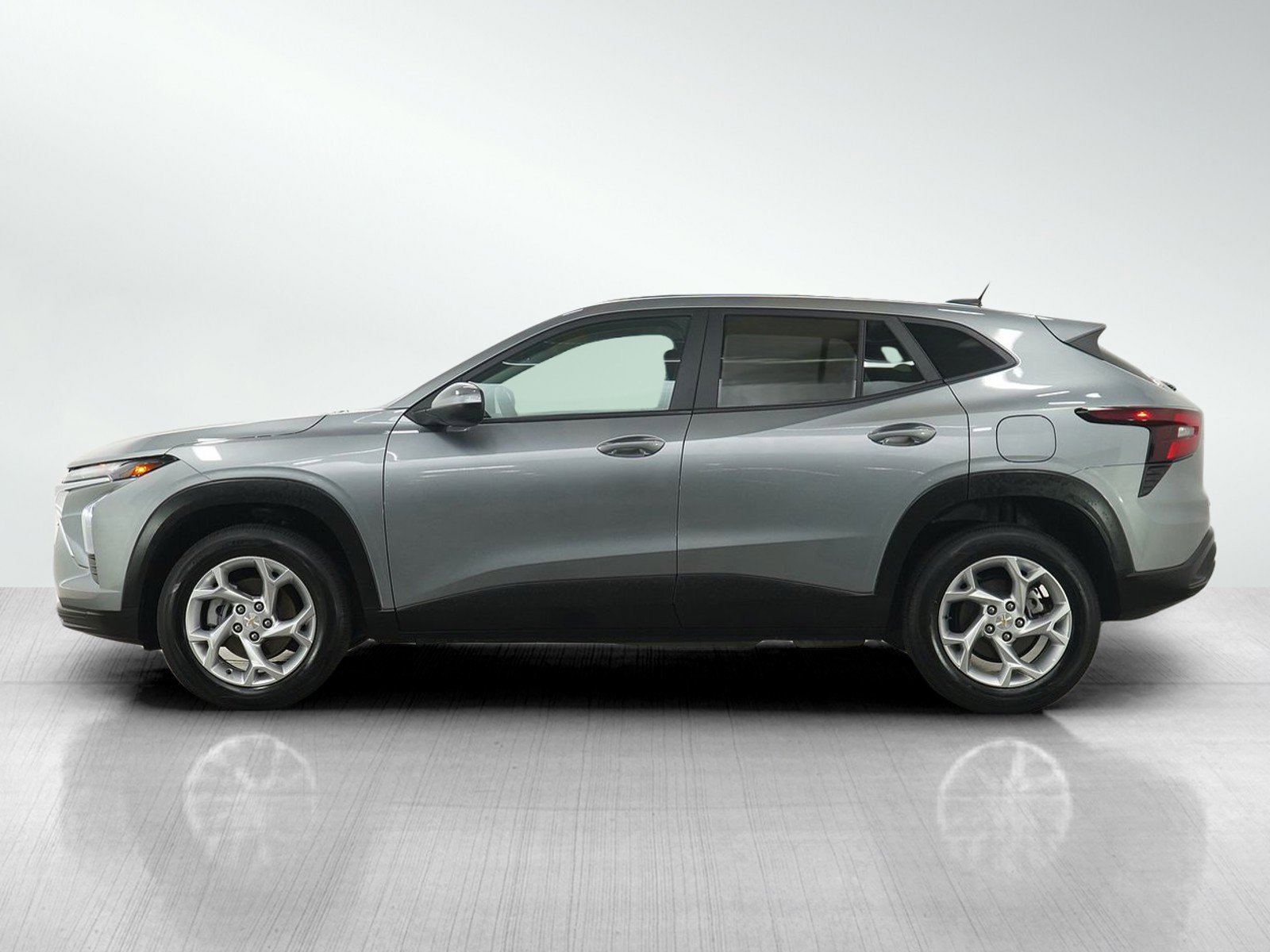 Used 2024 Chevrolet Trax LS with VIN KL77LFE23RC244561 for sale in Minneapolis, Minnesota