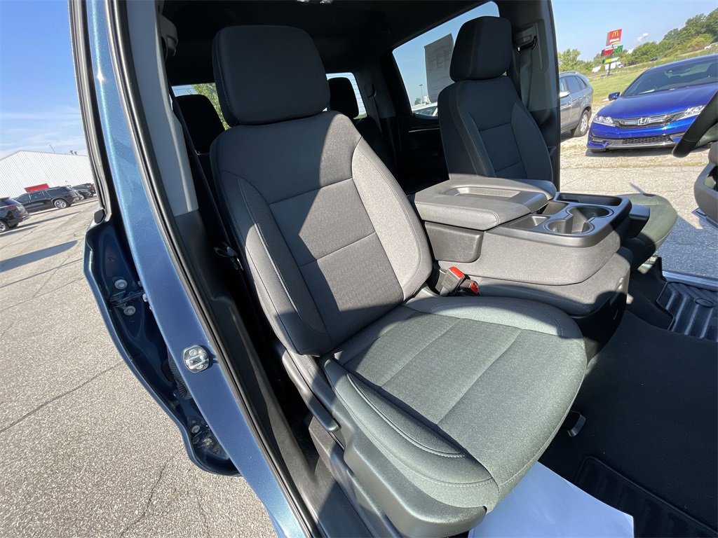 2024 Chevrolet Silverado 1500 LT photo 23