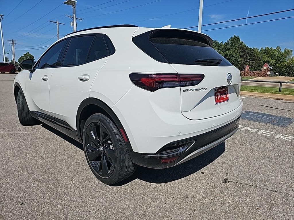 2023 Buick Envision Essence photo 24