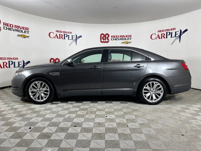 2016 Ford Taurus Limited photo 4