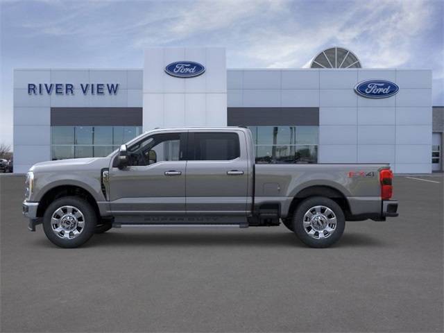 2025 Ford F-350 Lariat photo 3