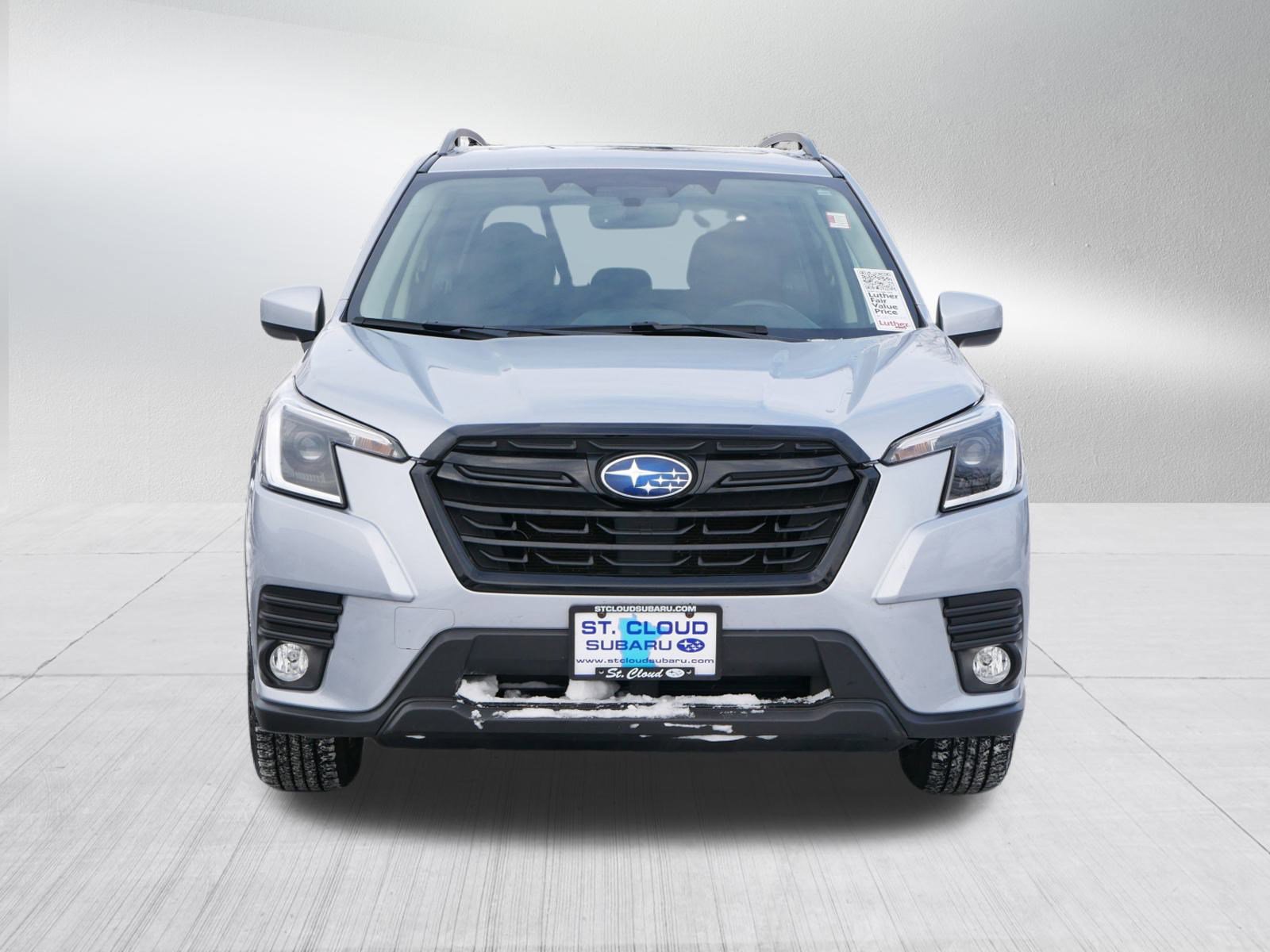 Used 2022 Subaru Forester Premium with VIN JF2SKADC4NH427107 for sale in Saint Cloud, Minnesota