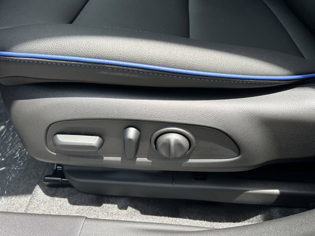 2025 Buick Envista ST photo 21