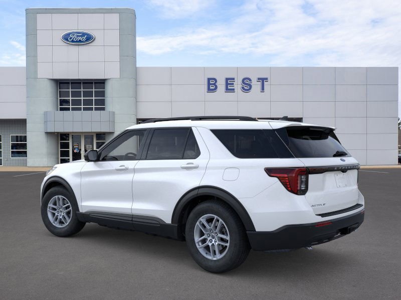 2026 Ford Explorer photo 2