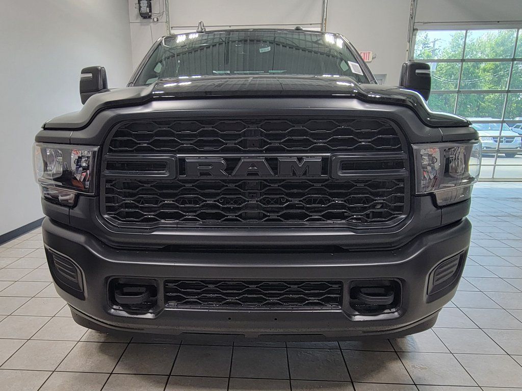 2024 Ram 2500 Tradesman photo 3