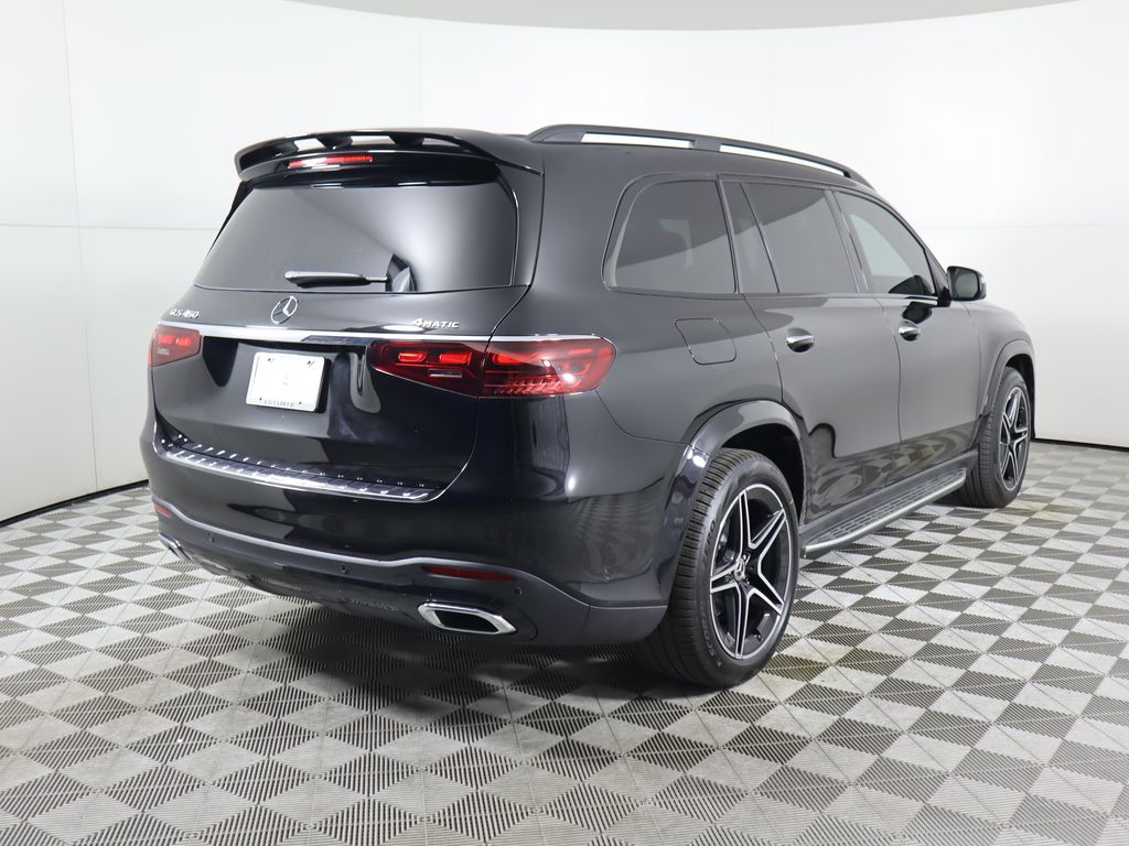 2026 Mercedes Benz GLS 450 4MATIC photo 2