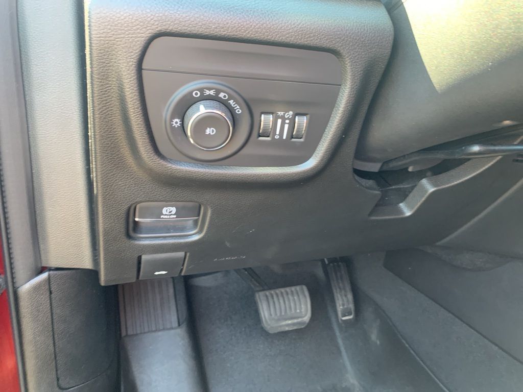 2022 Jeep Grand Cherokee Limited photo 28