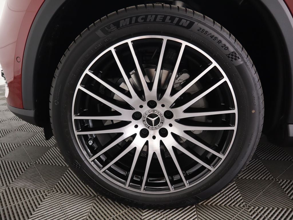 2026 Mercedes Benz GLC 300 photo 31