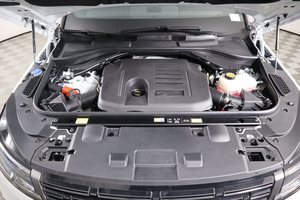 2025 Land Rover Range Rover Sport P360 S photo 24