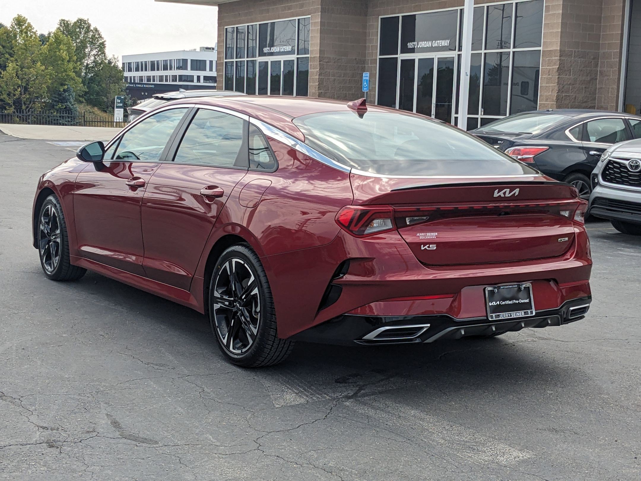2023 Kia K5 GT-Line photo 3