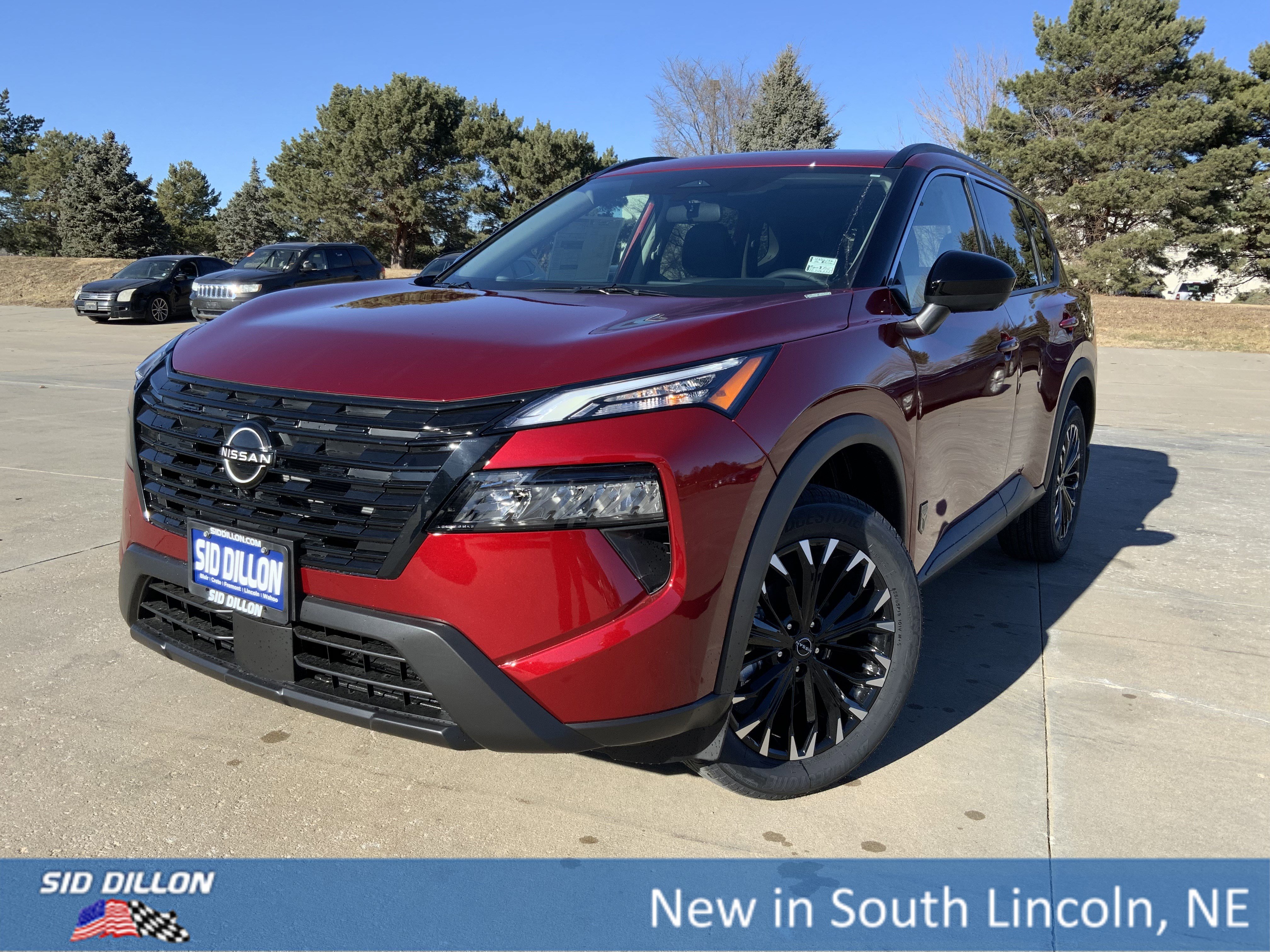 2026 Nissan Rogue Dark Armor's photo