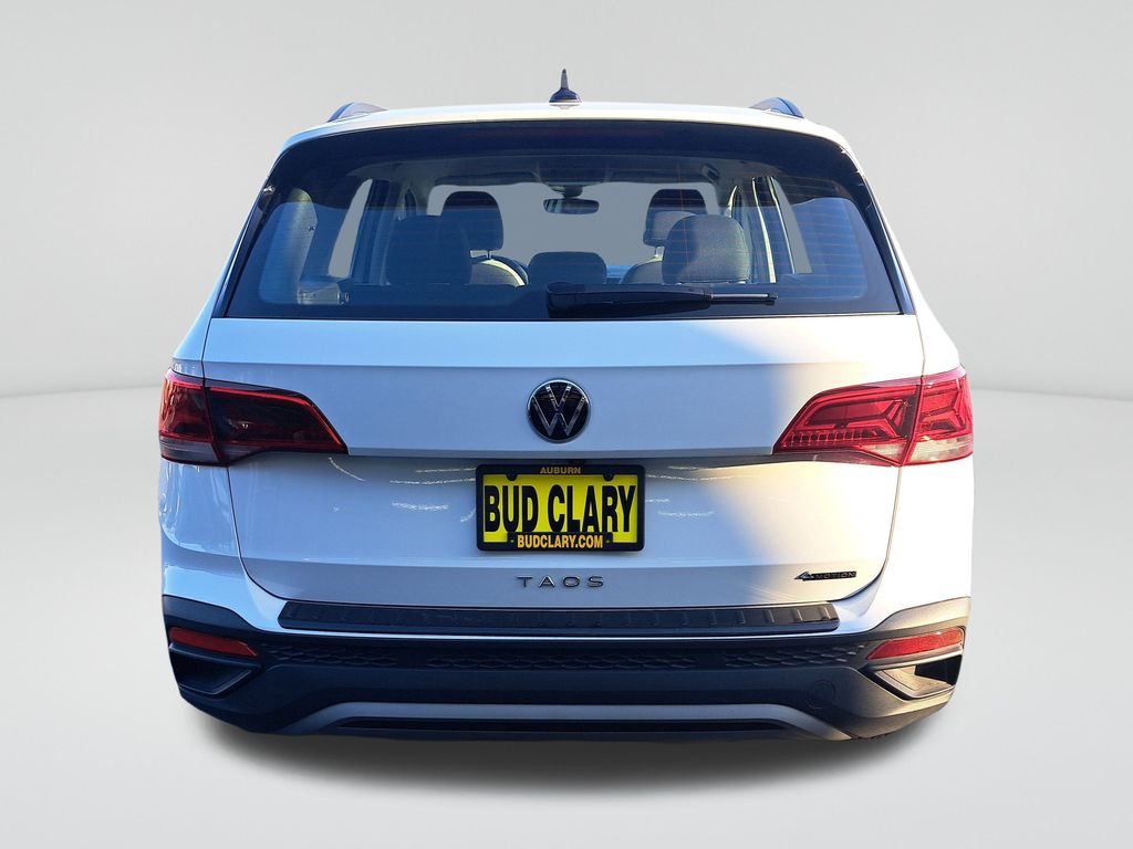 2024 Volkswagen Taos S photo 4