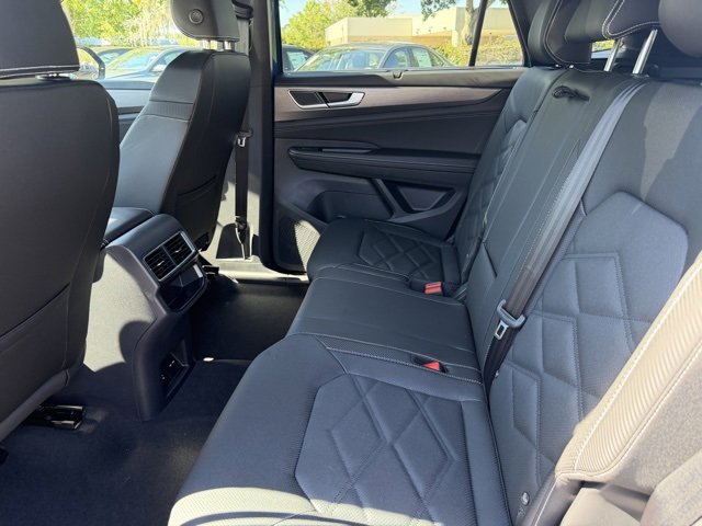 2026 Volkswagen Atlas Cross Sport SE Technology photo 3