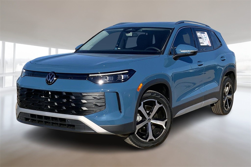 2026 Volkswagen Tiguan SE's photo