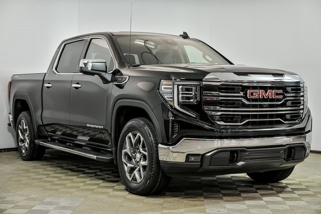 2026 GMC Sierra 1500 SLT's photo
