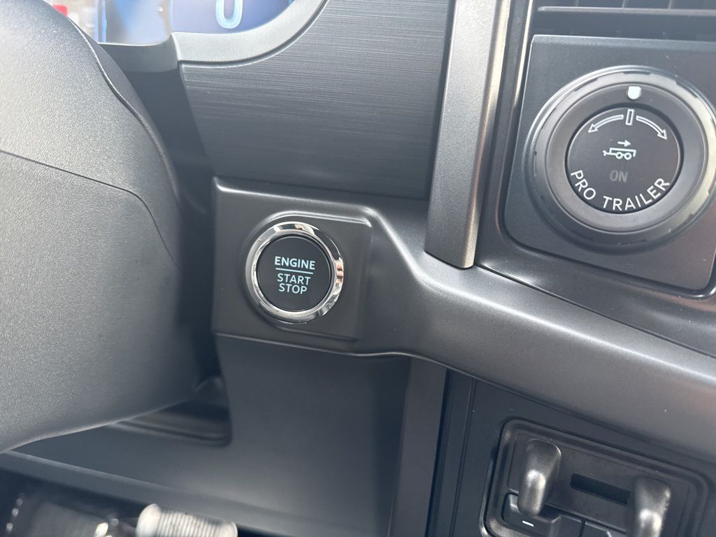 2025 Ford F-150 Tremor photo 32