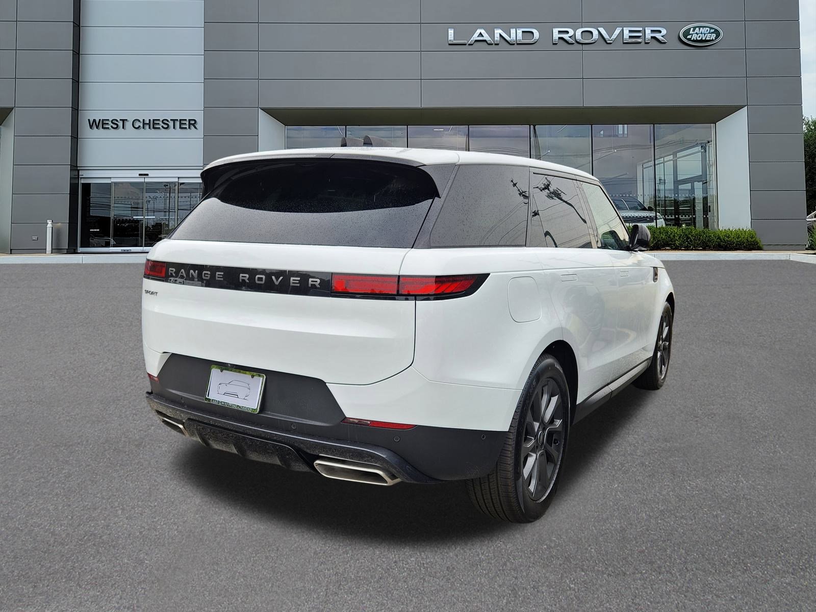 2025 Land Rover Range Rover Sport SE photo 3