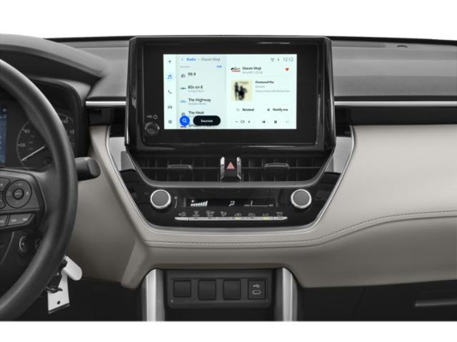 2025 Toyota Corolla Cross L photo 9
