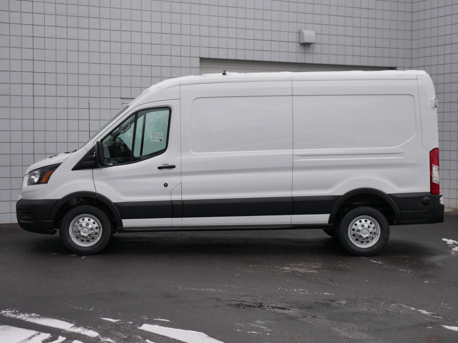 2024 Ford Transit Cargo Van photo 2