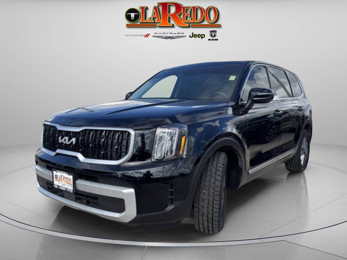 2024 Kia Telluride LX photo 3