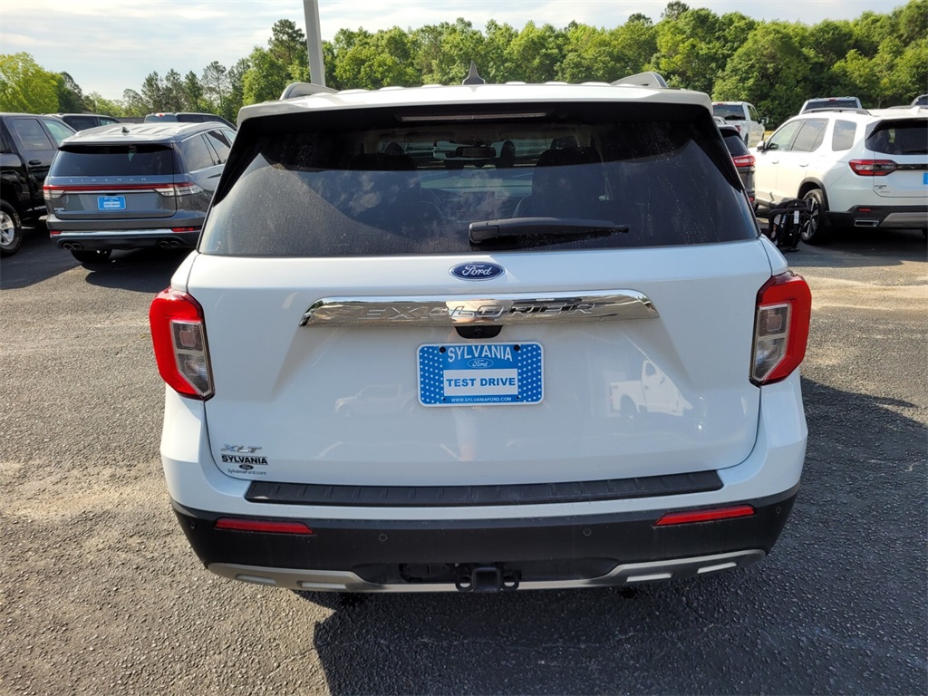 2024 Ford Explorer XLT photo 9