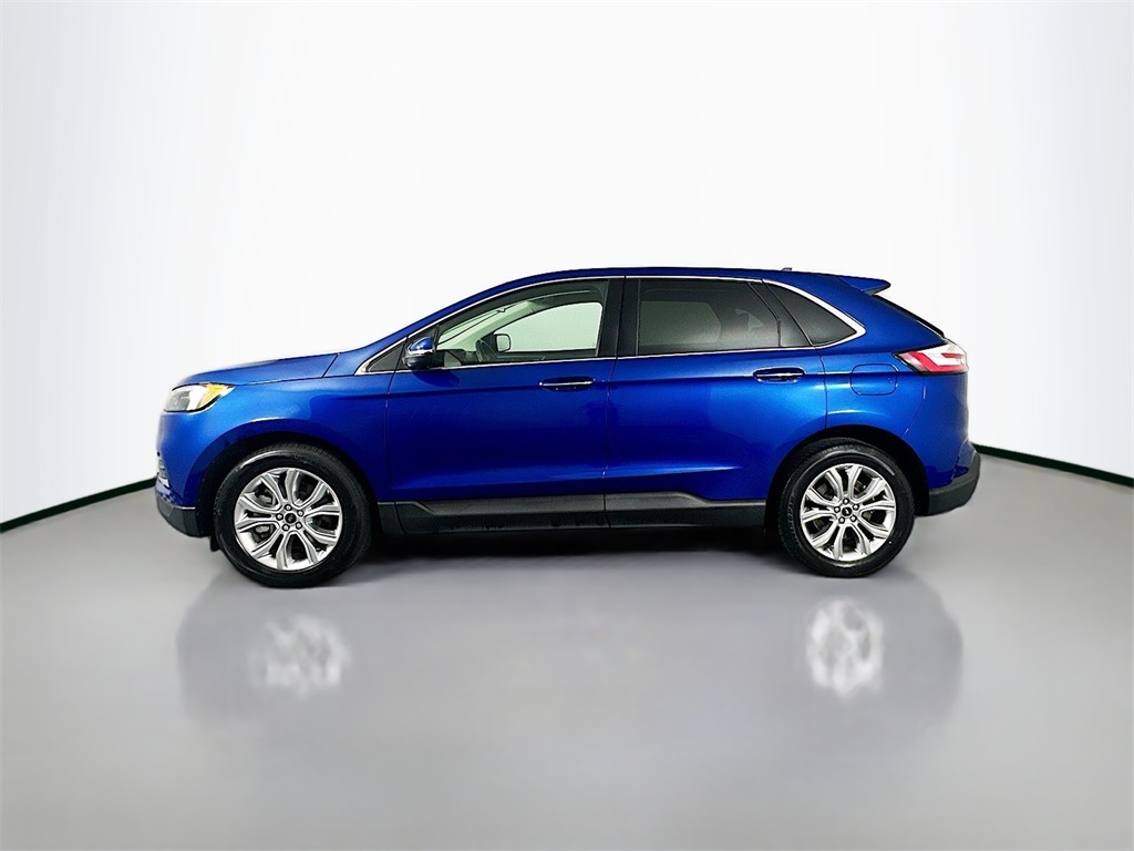 2024 Ford Edge Titanium photo 6