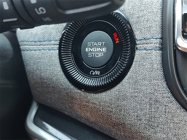 2024 Jeep Compass Latitude photo 20
