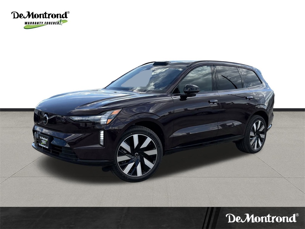 2025 Volvo EX90 Plus's photo