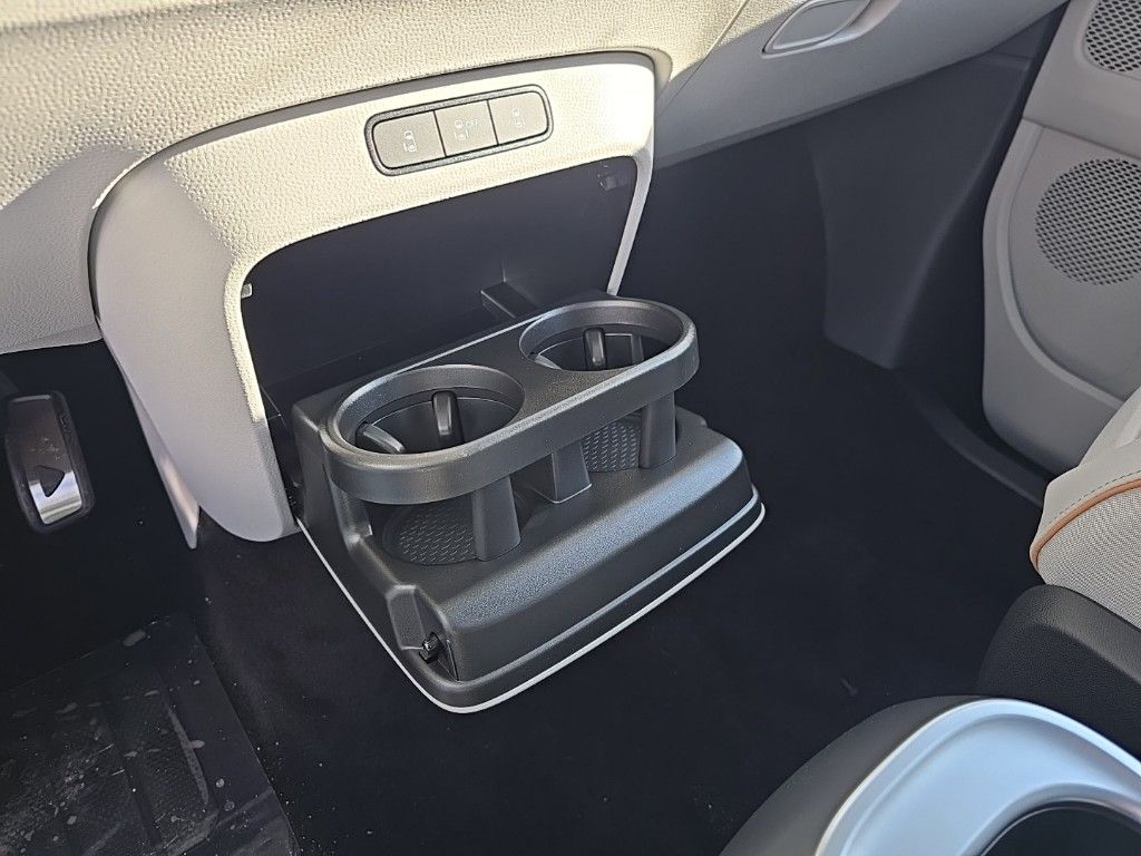 2025 Volkswagen ID. Buzz photo 11